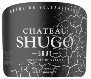 GROWN ON VOLCANIC SOIL CHATEAU SHUGO BRUT TRADITION OF QUALITY ОБЪЕМНАЯ ДОЗА ЭТИЛОВОГО СПИРТА 11,0% ОБ. ОБЪЕМ 0,75 Л ИГРИСТОЕ ВИНО БРЮТ БЕЛОЕ "ШАТО ШУГО"